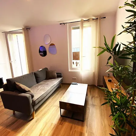 Mezzanine, Centre-ville * Istres